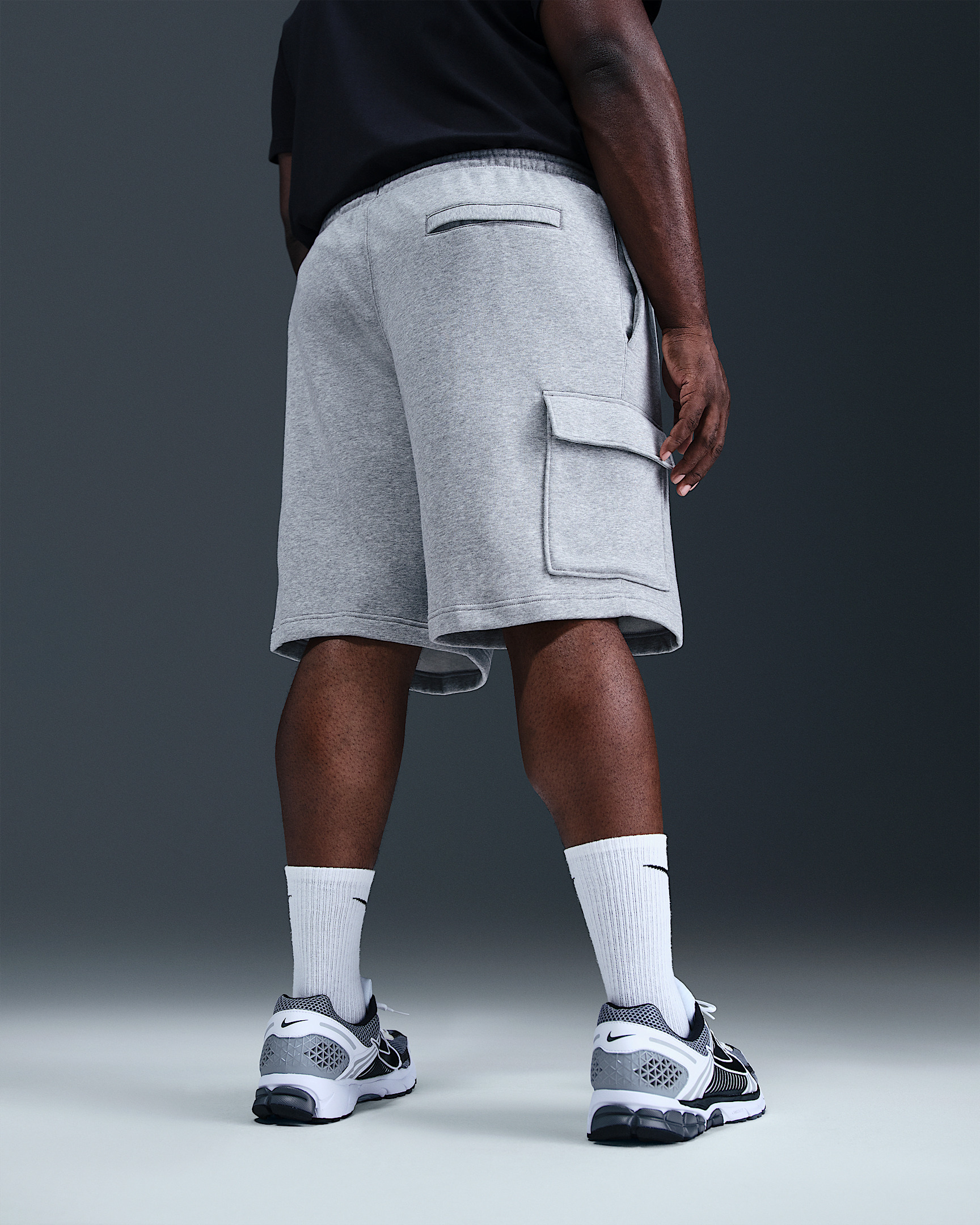 Nike Club Men's Fleece Cargo Shorts - 8
