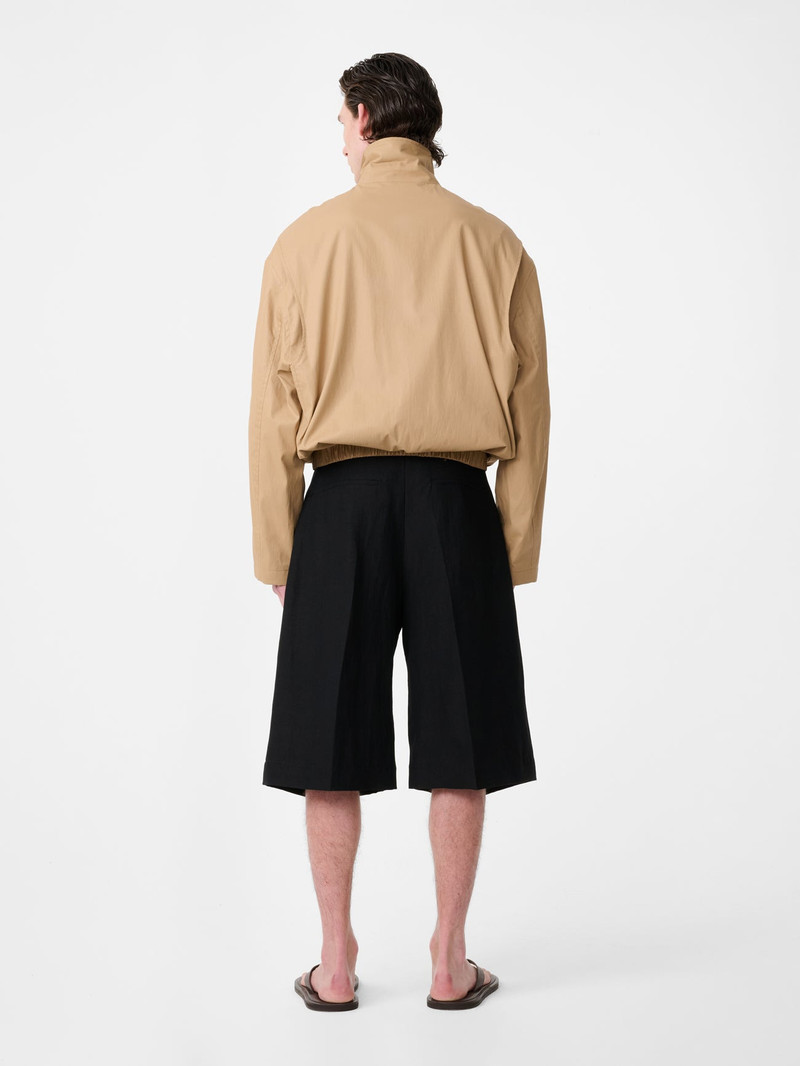 Fowld Linen Short 4