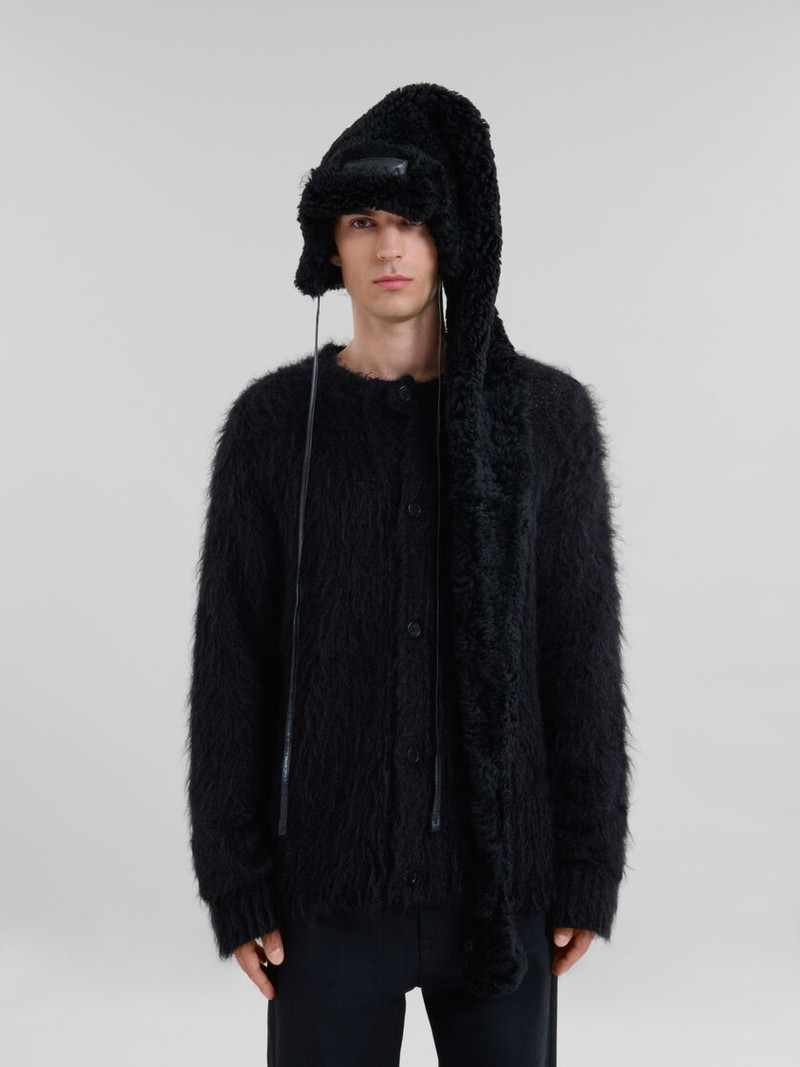 Marni BLACK CURLY SHEARLING BEANIE outlook