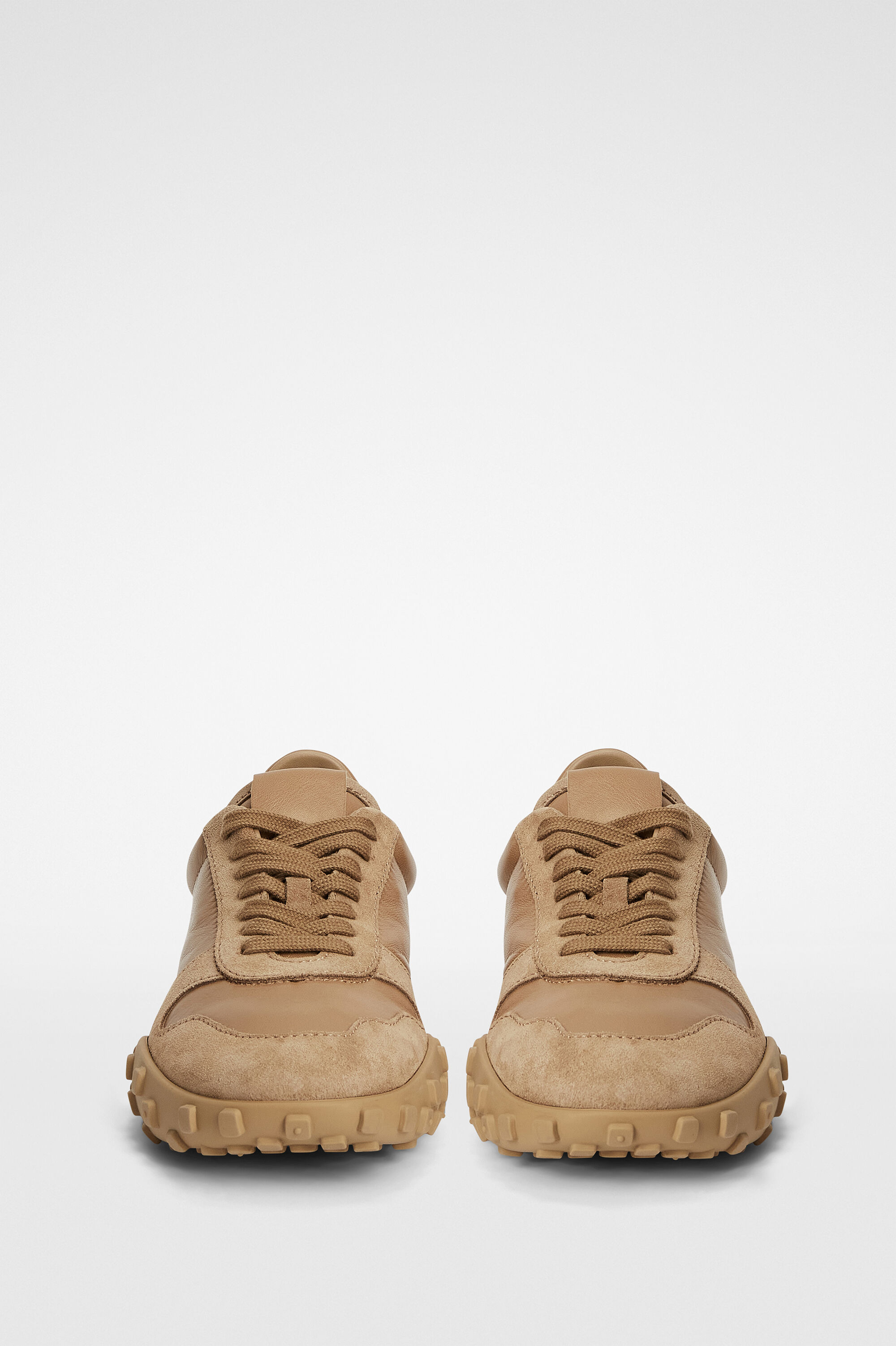 Moon Sneaker - 4