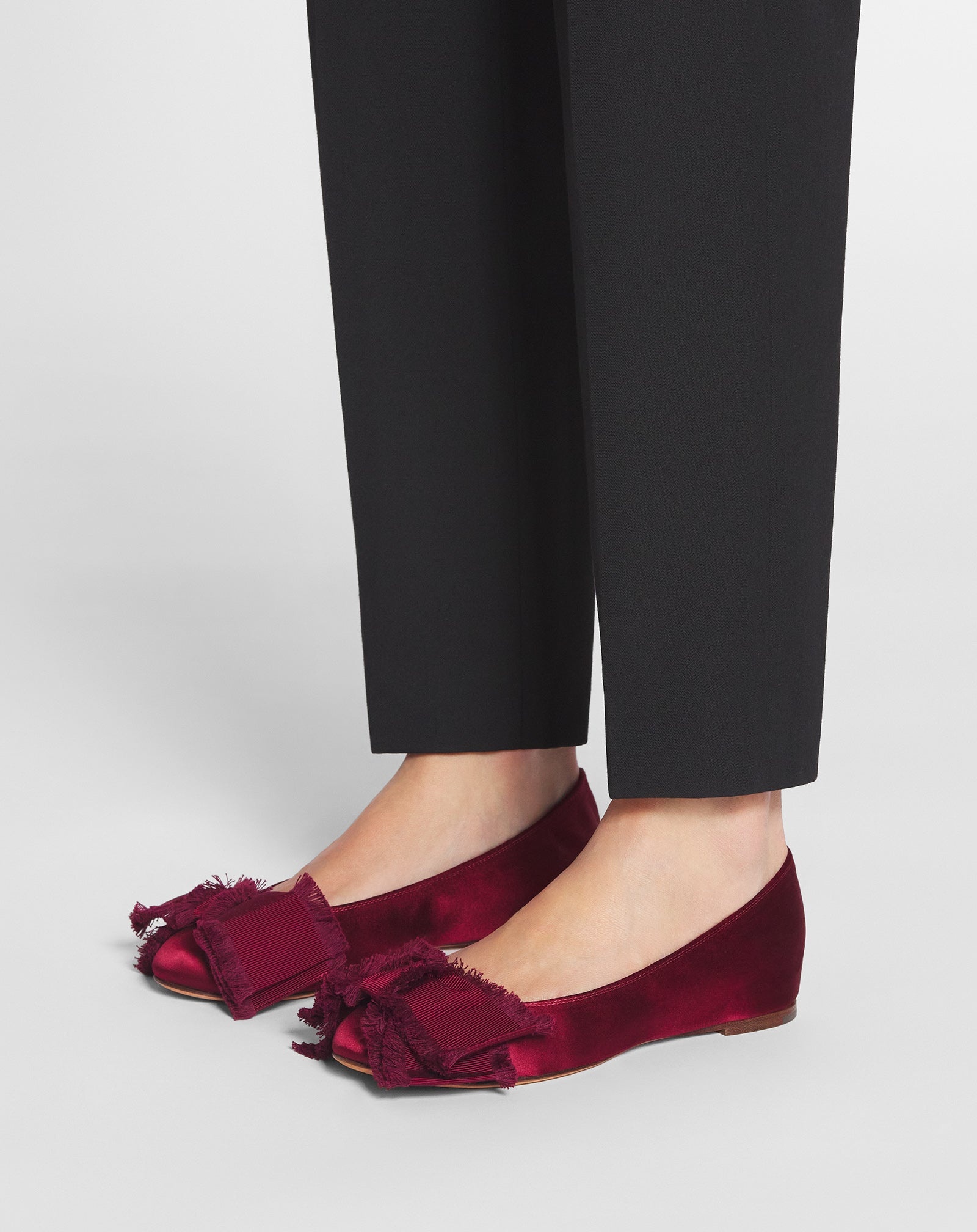 BALLERINA FLAT WITH A SATIN BOW - 6