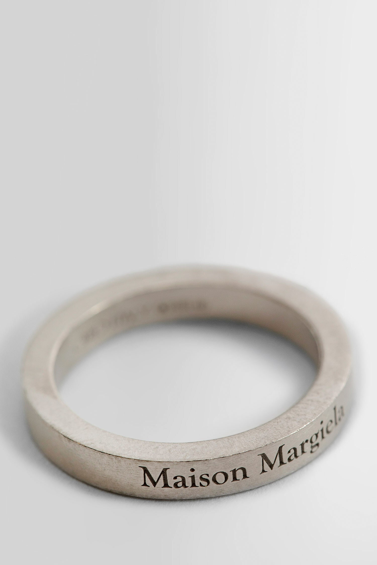 Engraved-Logo-Ring - 3