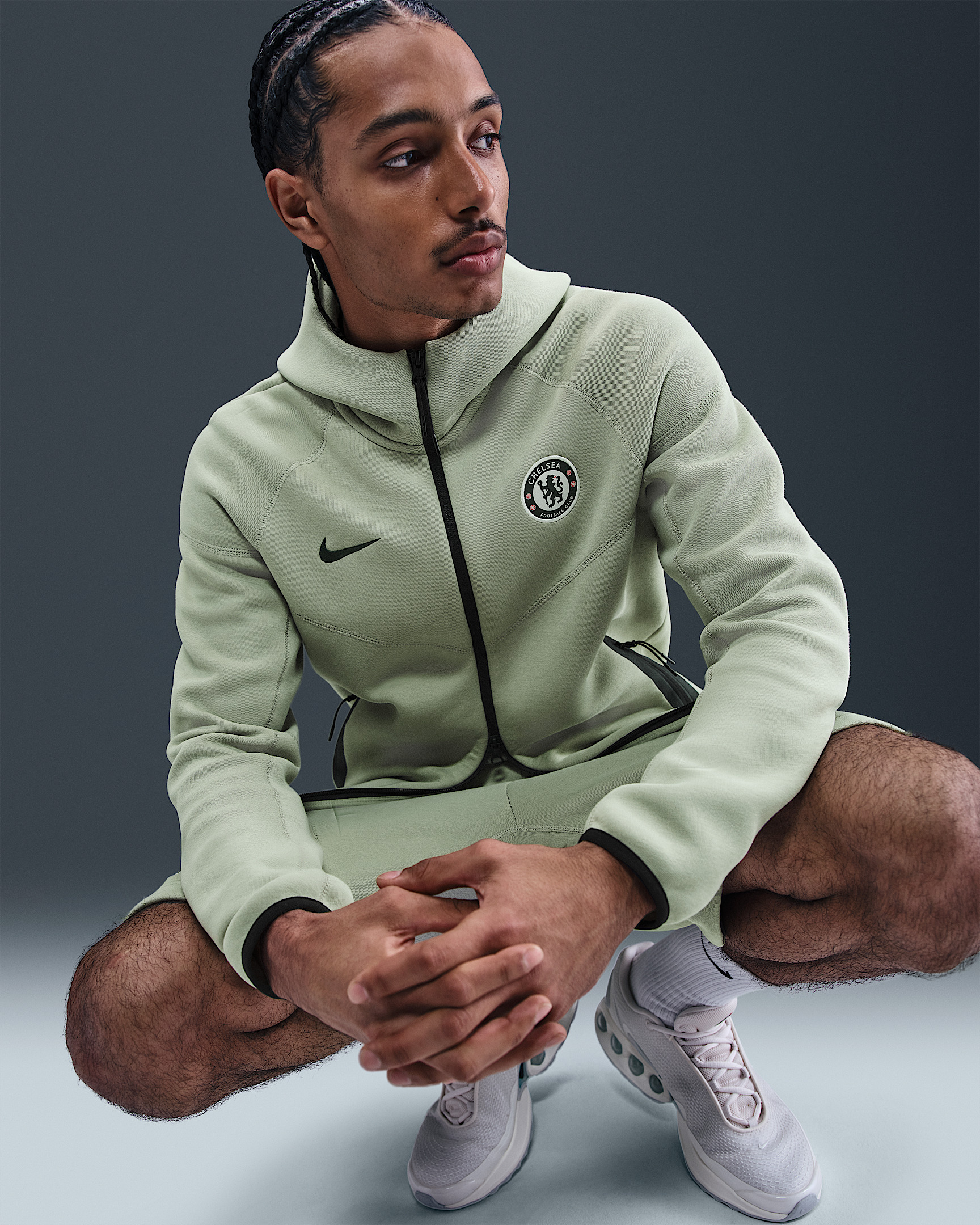Chelsea FC Tech Windrunner Men's Nike Soccer Fleece Full-Zip Hoodie - 3