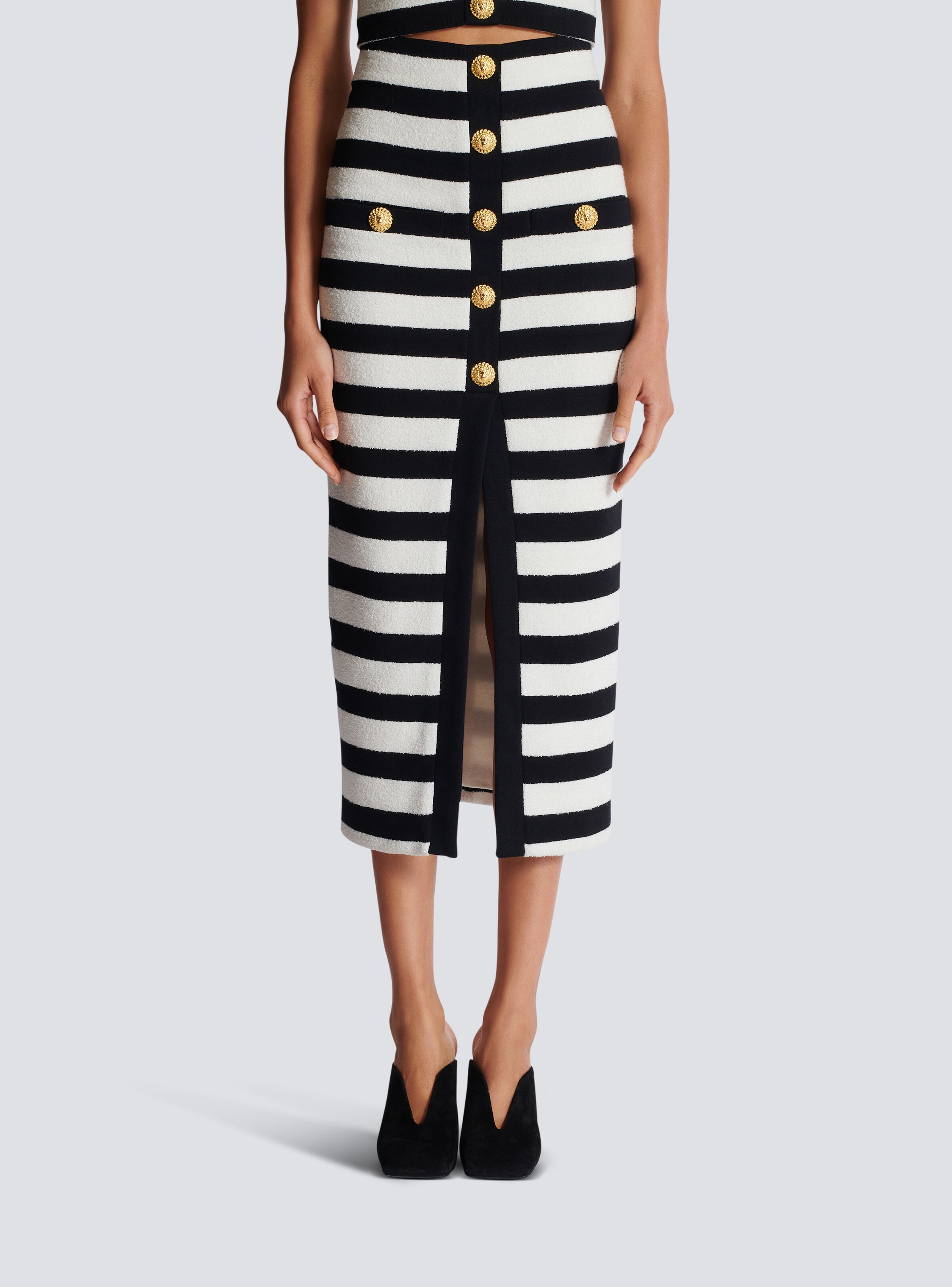 Two-tone buttoned knit midi skirt - 5