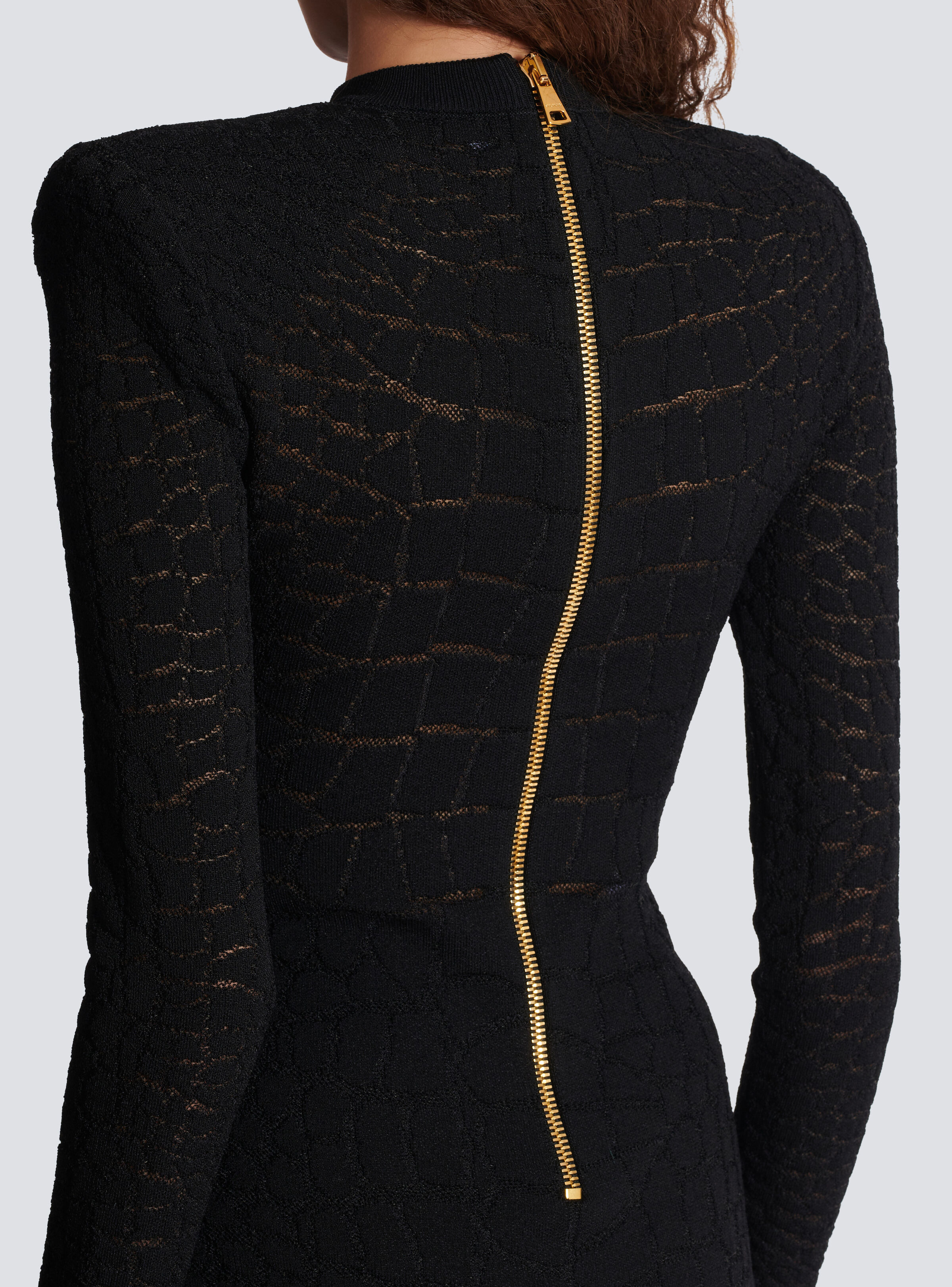 Short sequin dress in crocodile knit - 6