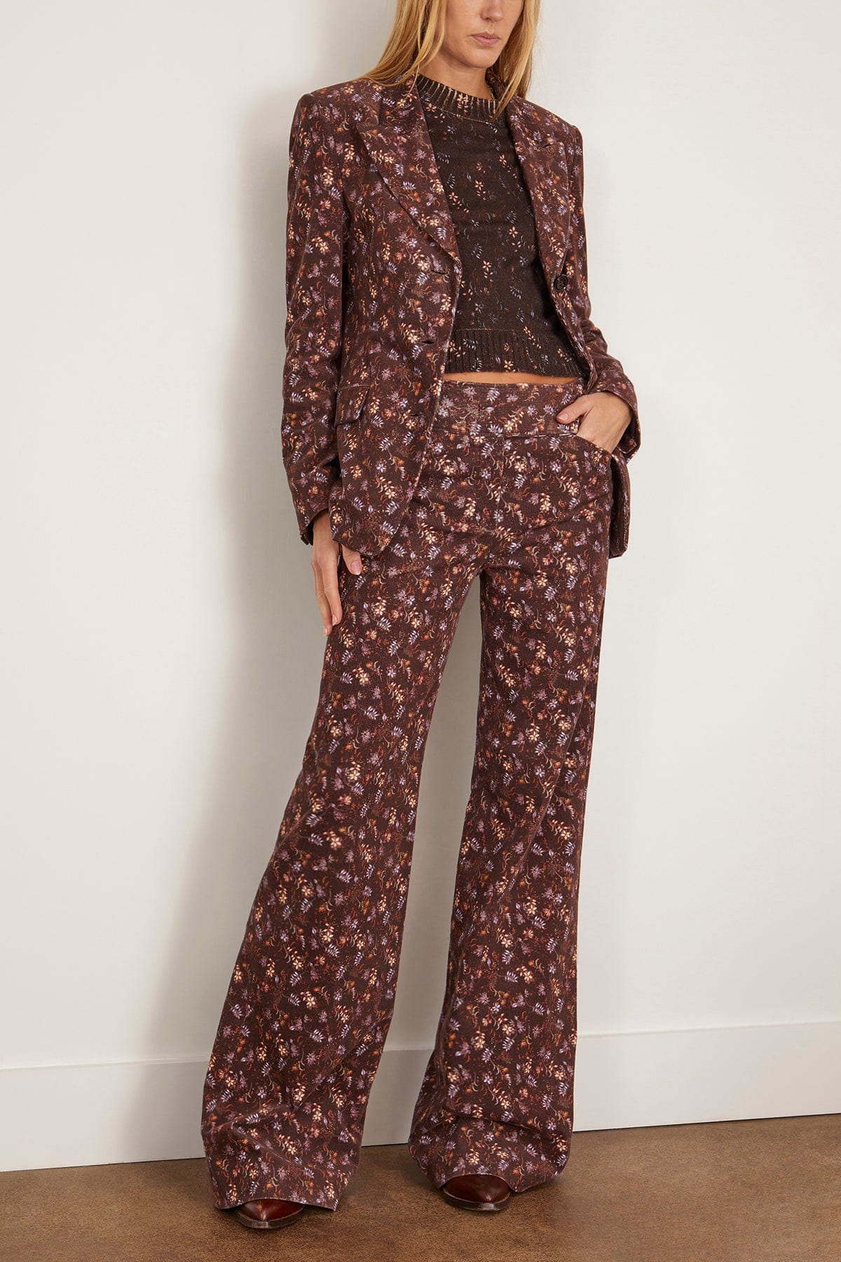 Floral Statement Pant in Winter Blossom Very Dark Brown - 2