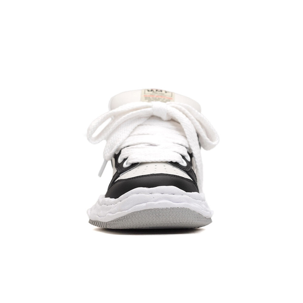 Maison MIHARA YASUHIRO | WAYNE OG Sole Leather Puffer Low-Top Sneaker 'Black / White' - 4