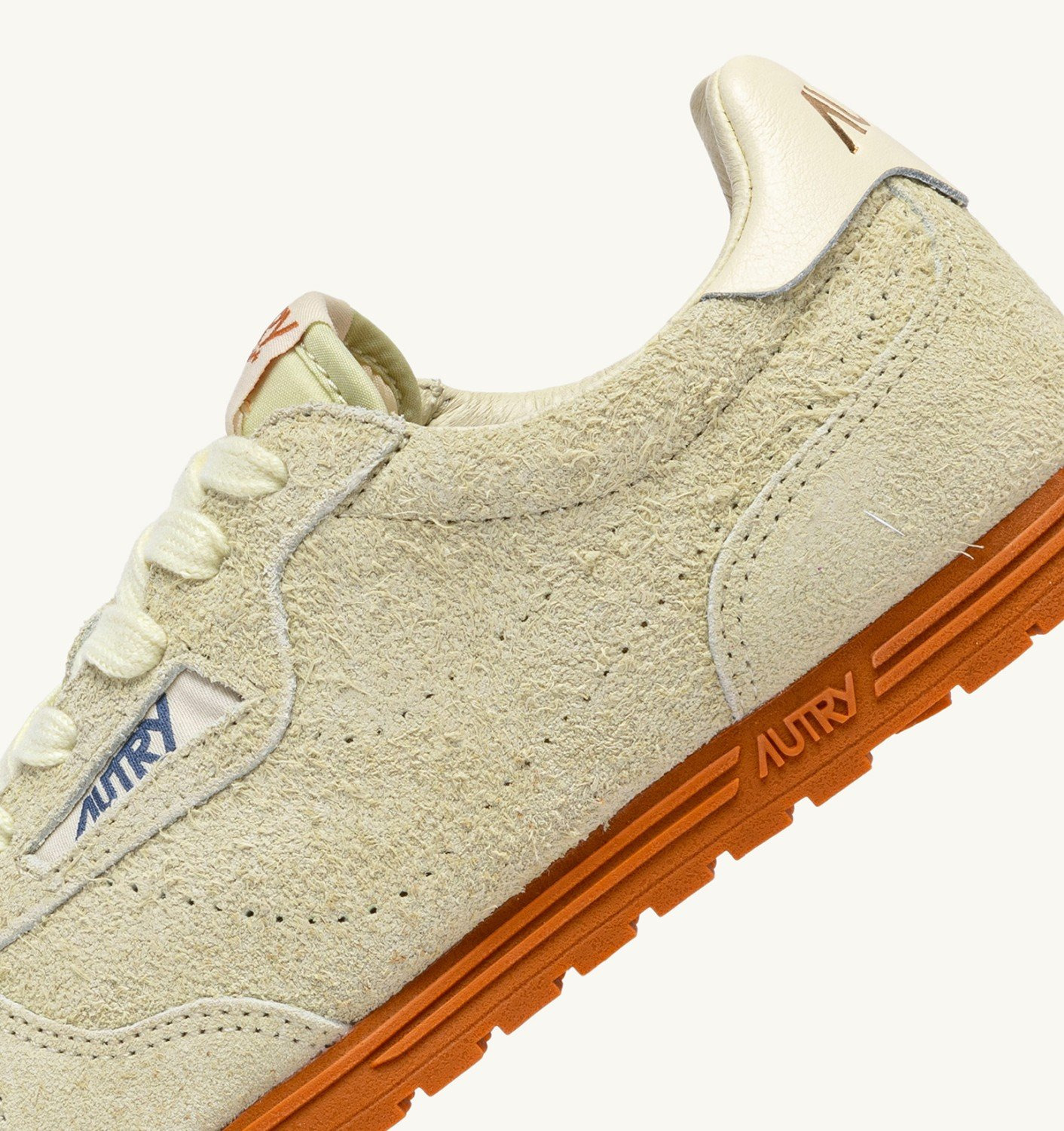 SNEAKERS WINDSPIN IN BUTTER WHITE SUEDE - 6