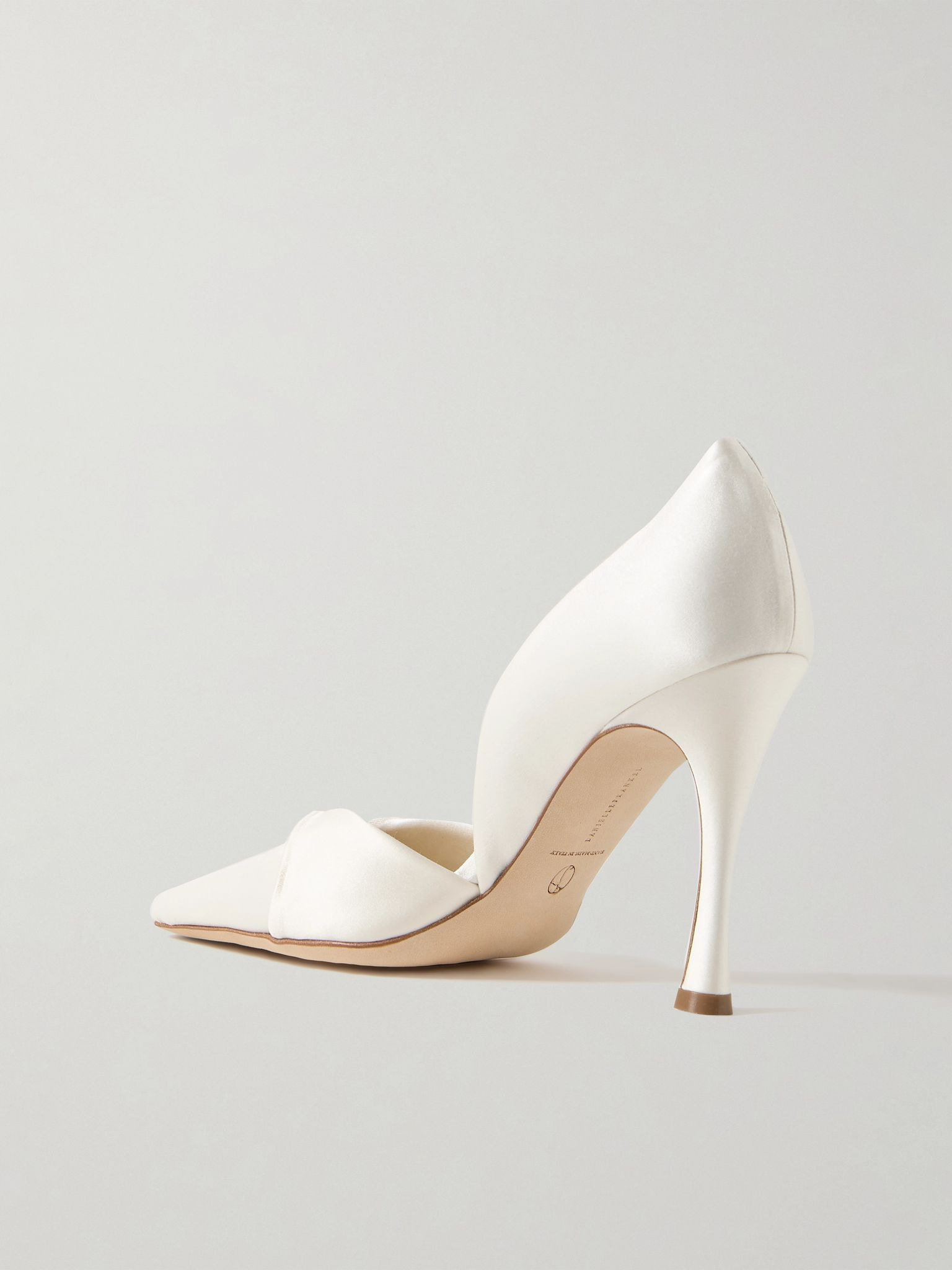 Kennedy satin pumps Ivory - 3