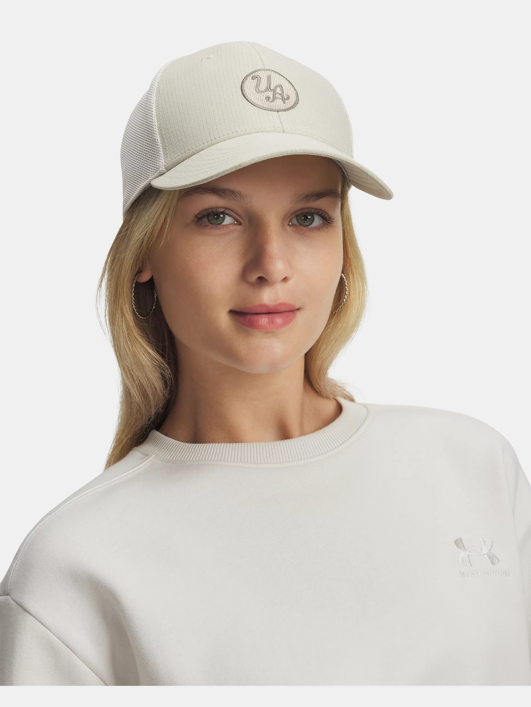 Women's UA ArmourVent Trucker Hat - 3
