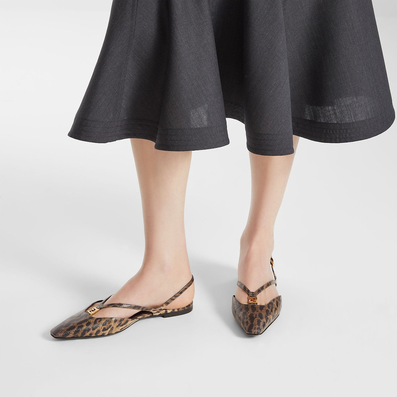 FENDI Fendi FFold outlook