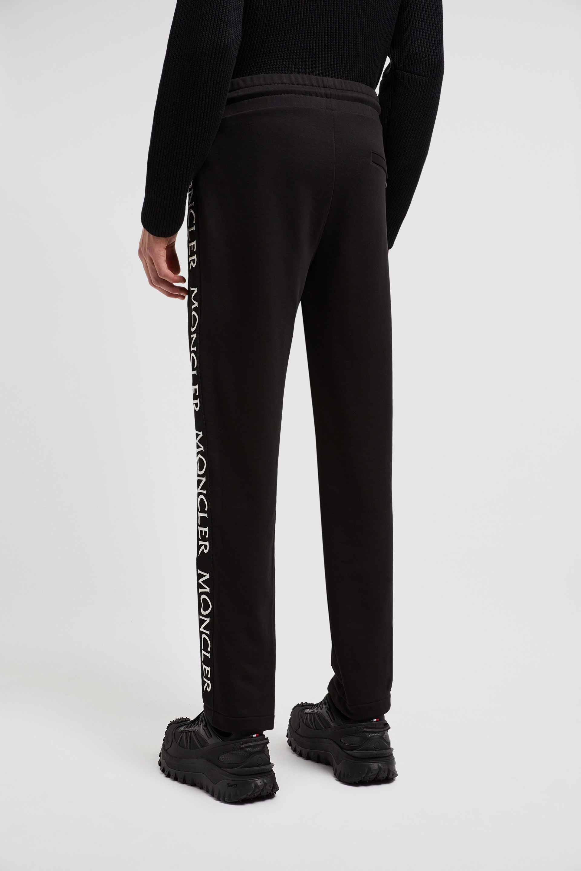 Logo Pants - 5