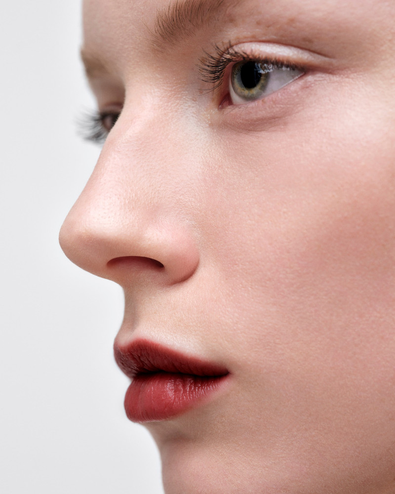 Prada Monochrome Soft Matte lipstick - B106 - CARAMEL 9