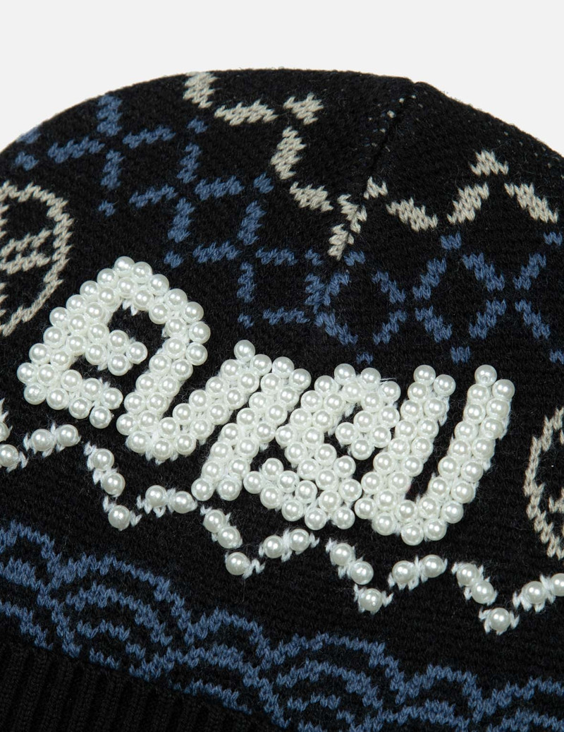 FAIRISLE ALLOVER JACQUARD WITH PEARL STUD BEANIE 3