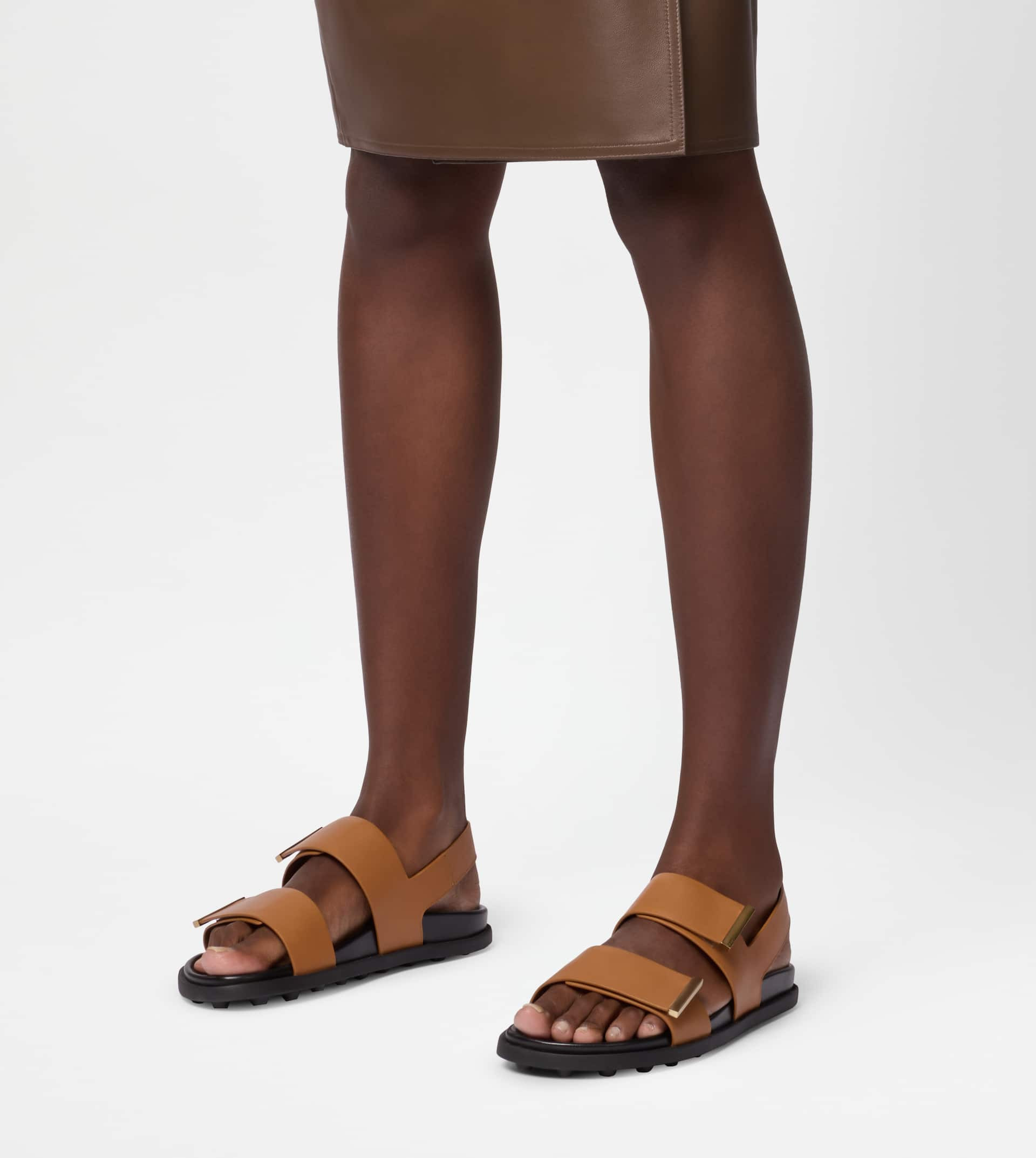 SANDALS IN LEATHER - BROWN - 7