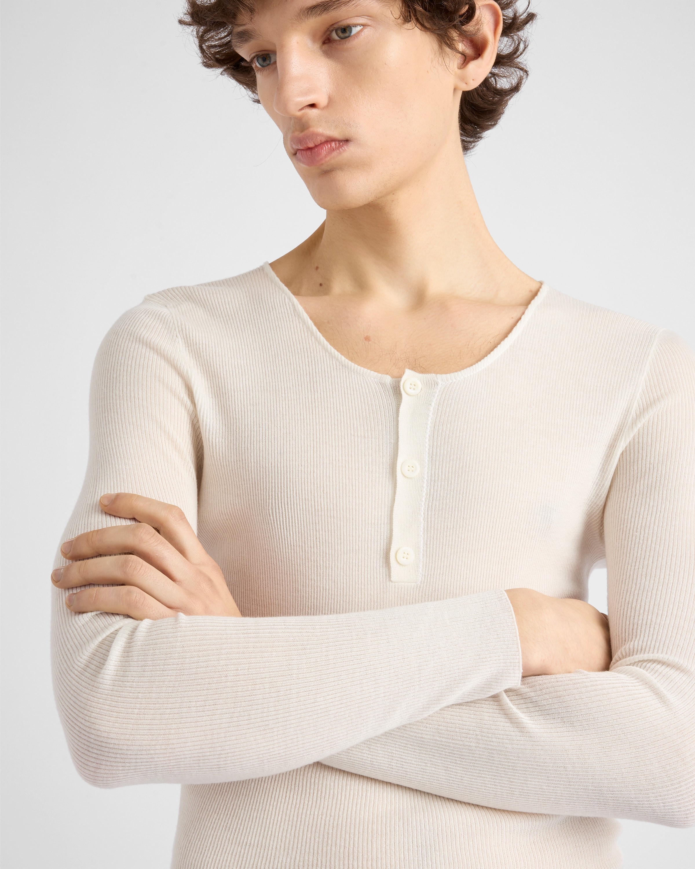 Long-sleeved cashmere and silk sweater - 3