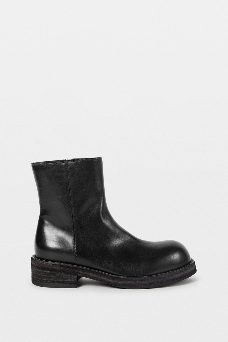 Ann Demeulemeester Helfred Ankle Boots With Zip outlook