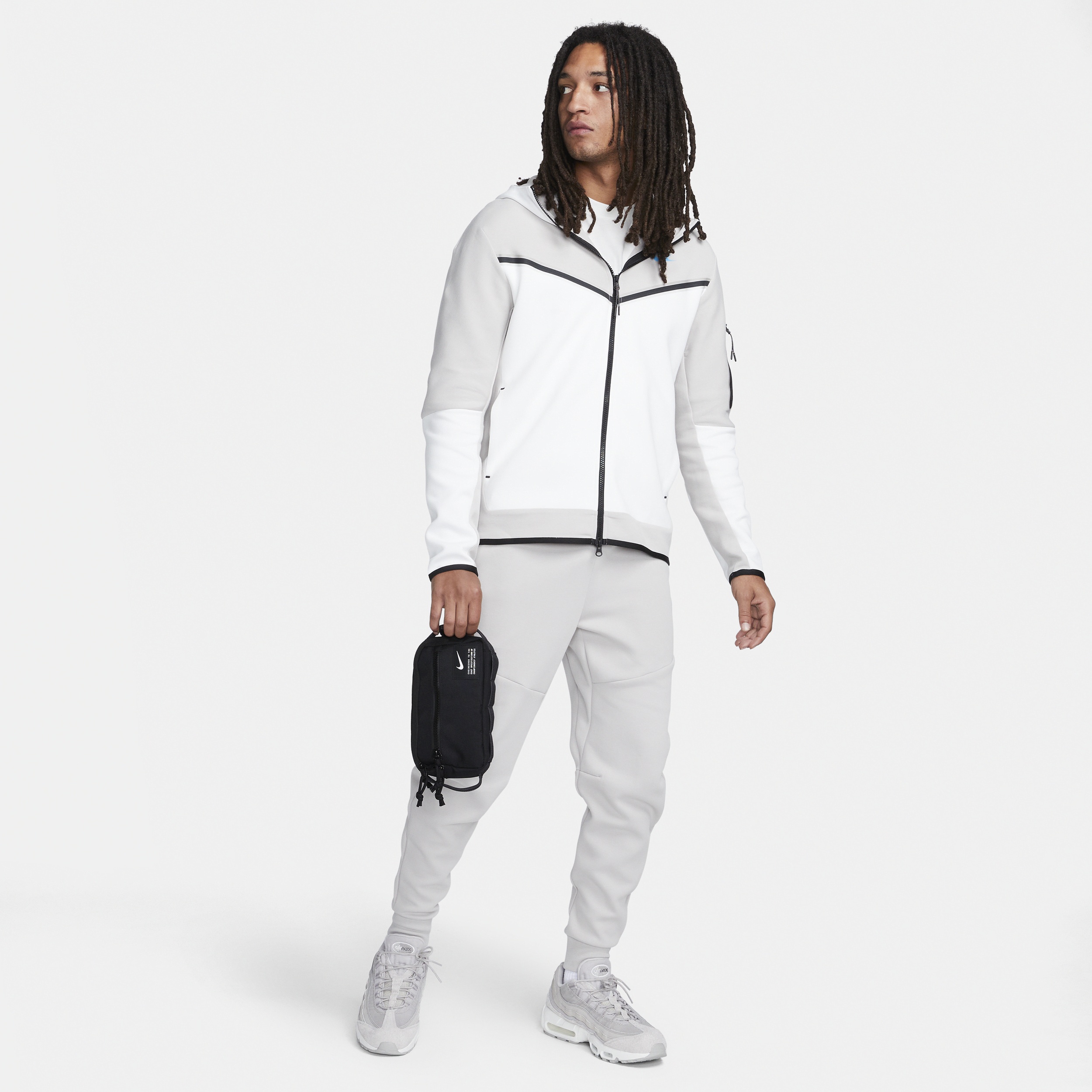 Nike Unisex Utility Speed Fanny Pack (2L) - 11