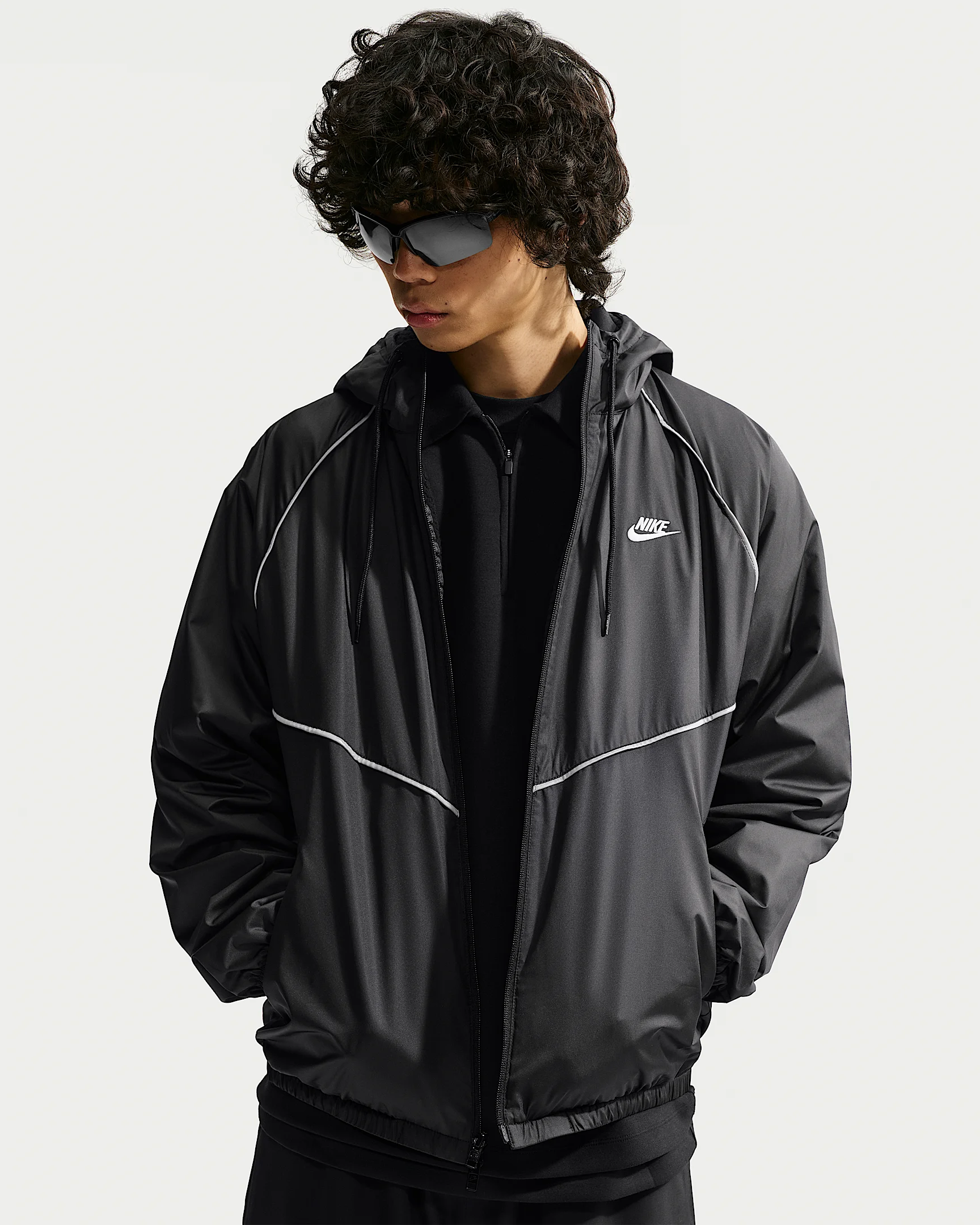 Nike Windrunner Men's Loose Storm-FIT Jacket - 1
