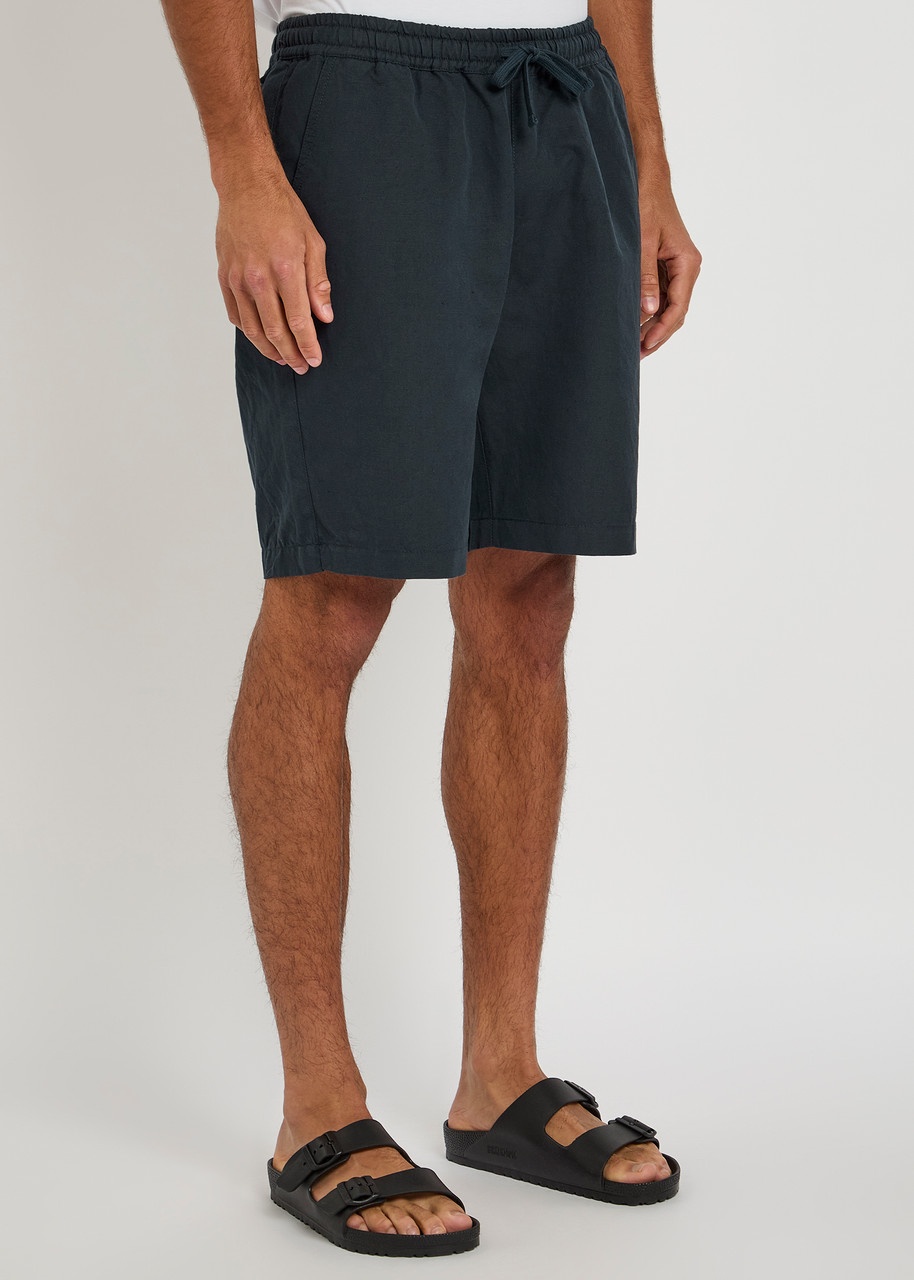 Universal Works Simple Linen-blend Shorts - 2