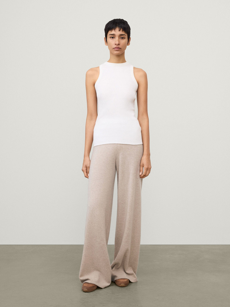 LISA YANG The Amya Top outlook