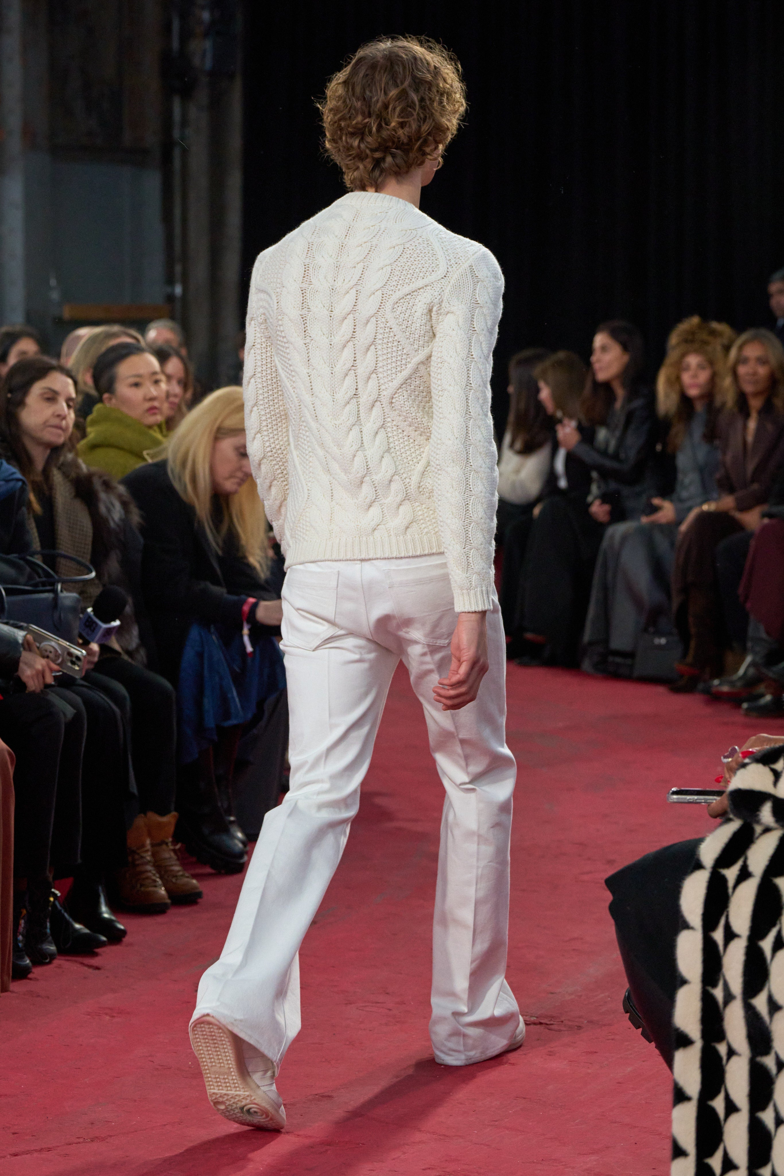 Geoffrey Knit Sweater in Ivory Cashmere - 4