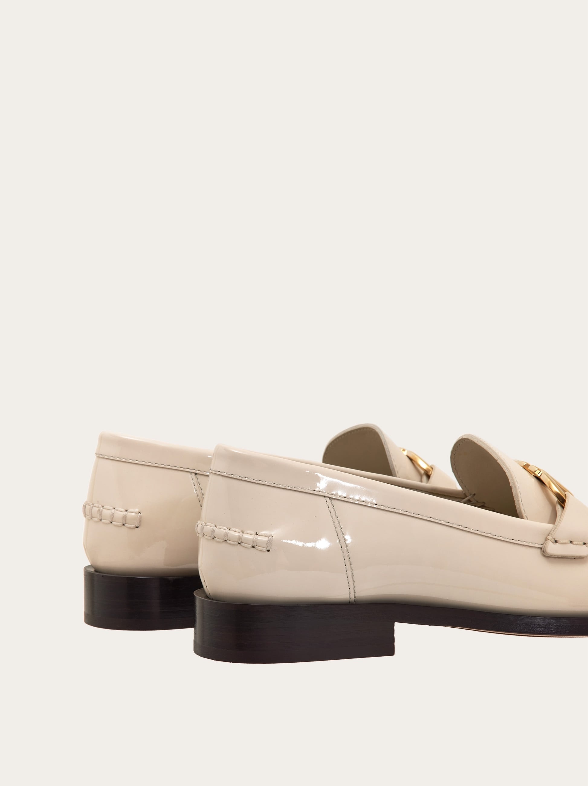Moccasin with Gancini ornament - 3