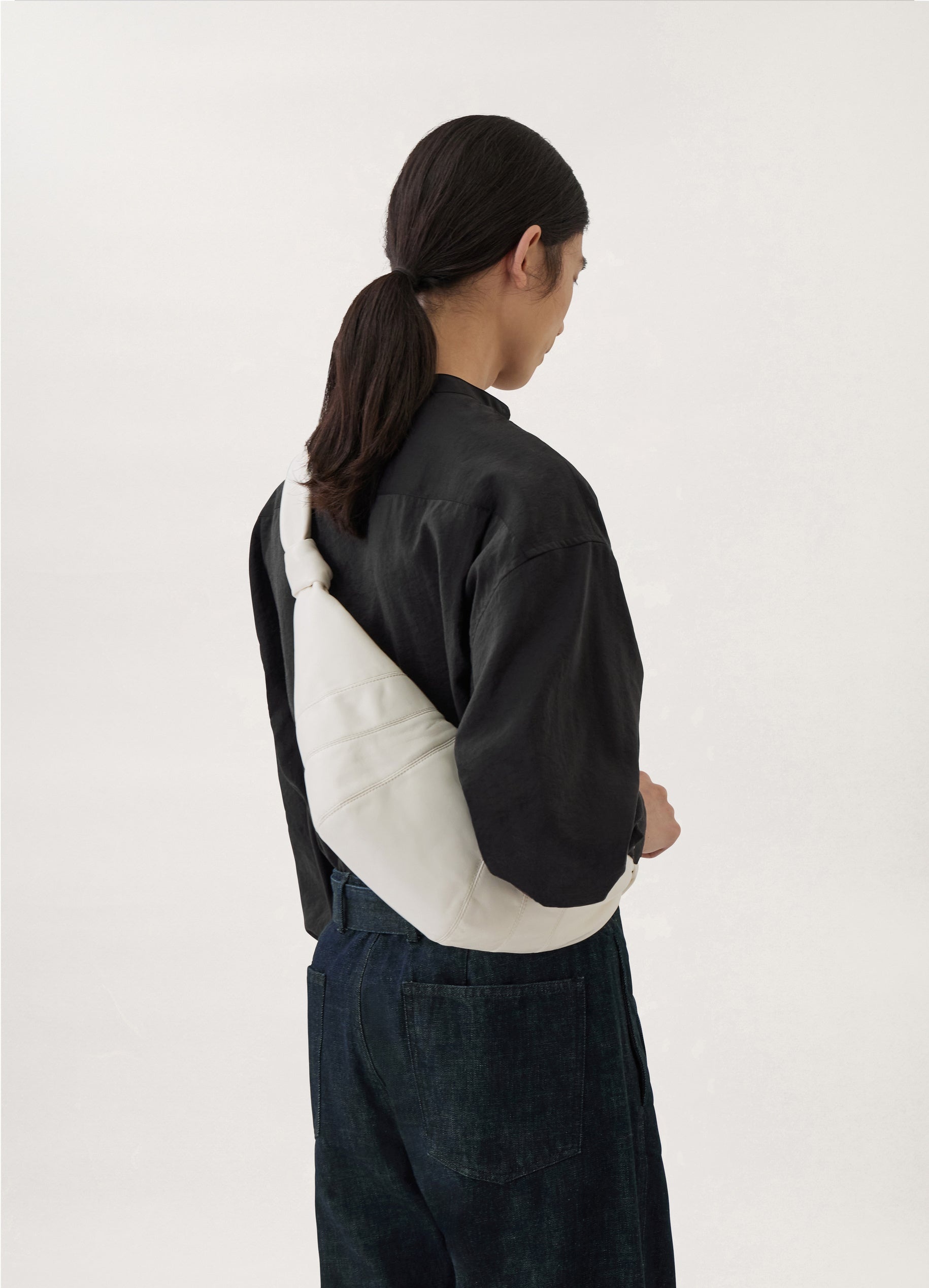 MEDIUM CROISSANT BAG - 7