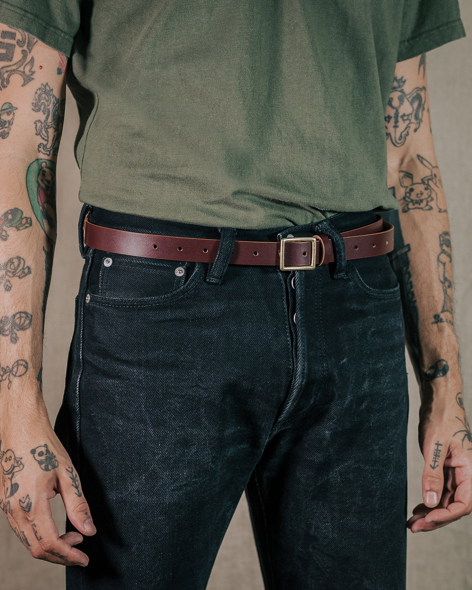 OGL-BELT-SQ-BRN OGL Square Brass ‘Prongless’ Buckle Leather Belt - Hand Dyed Brown - 2