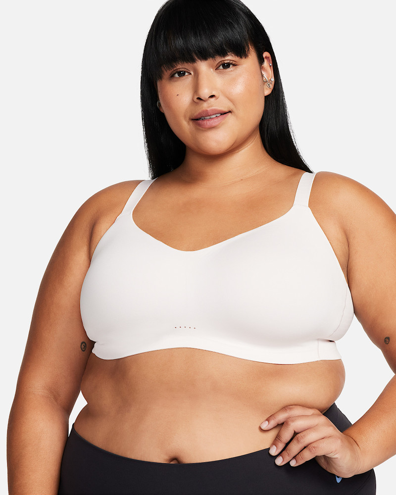 Nike Alate Minimalist Women's Light-Support Padded Sports Bra 9