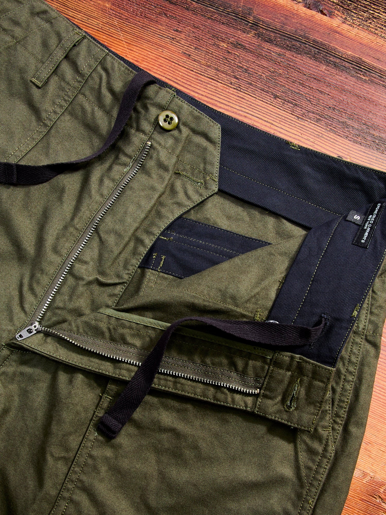 Brushed Herringbone Fatigue Pants in Olive - 6