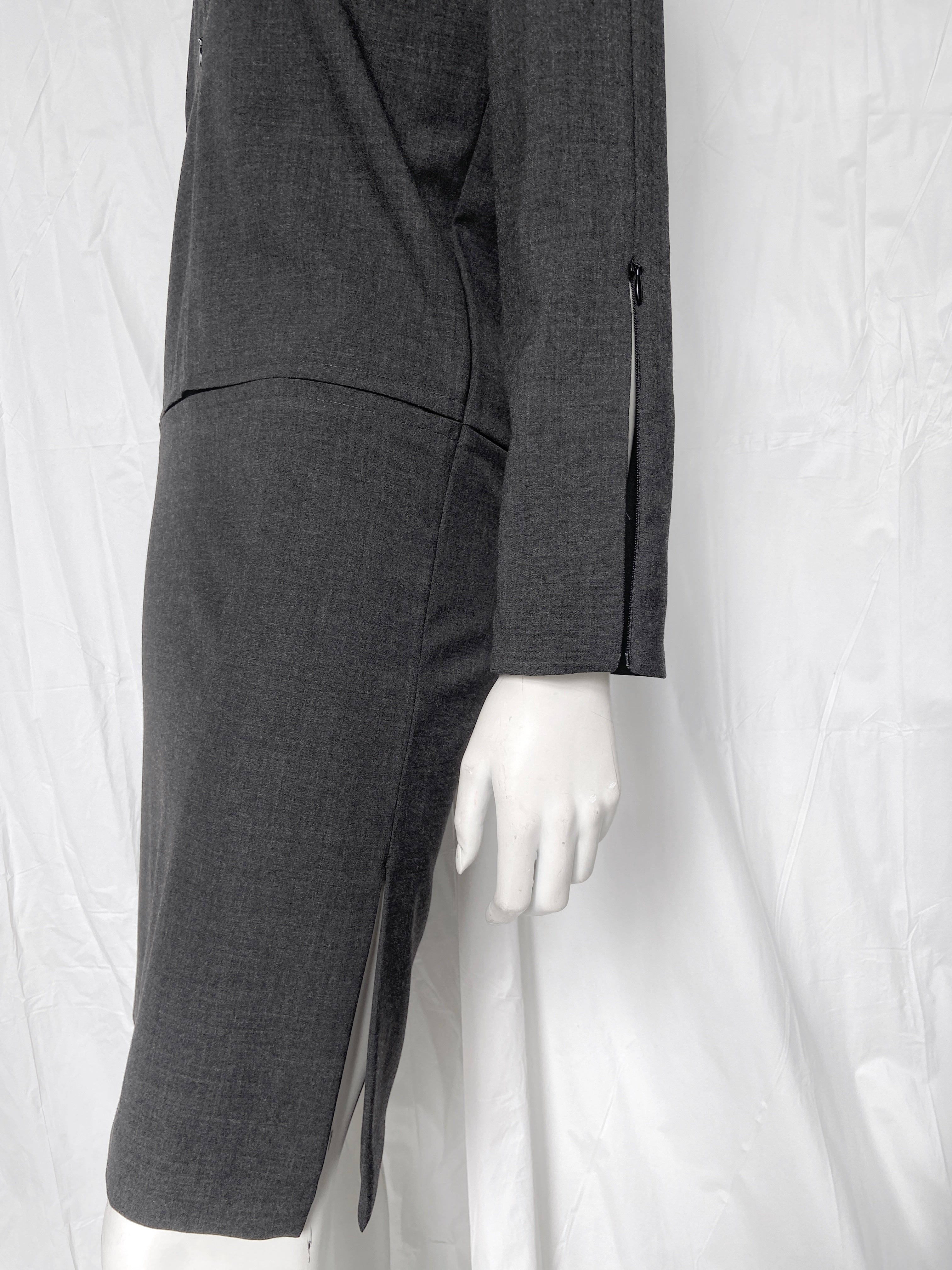 Gucci Fall 1997 Tom Ford Minimal Grey Zip Dress 40 - 6