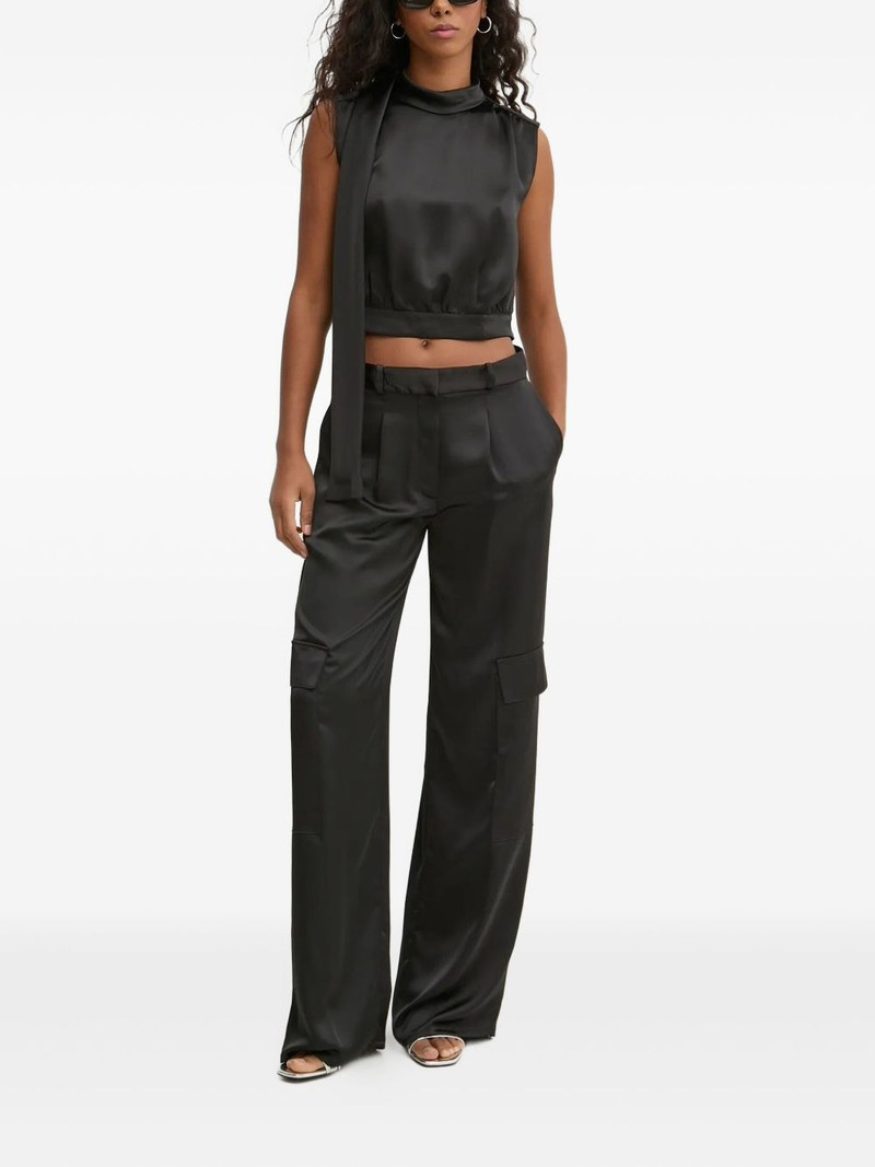 HUGO sleeveless top outlook