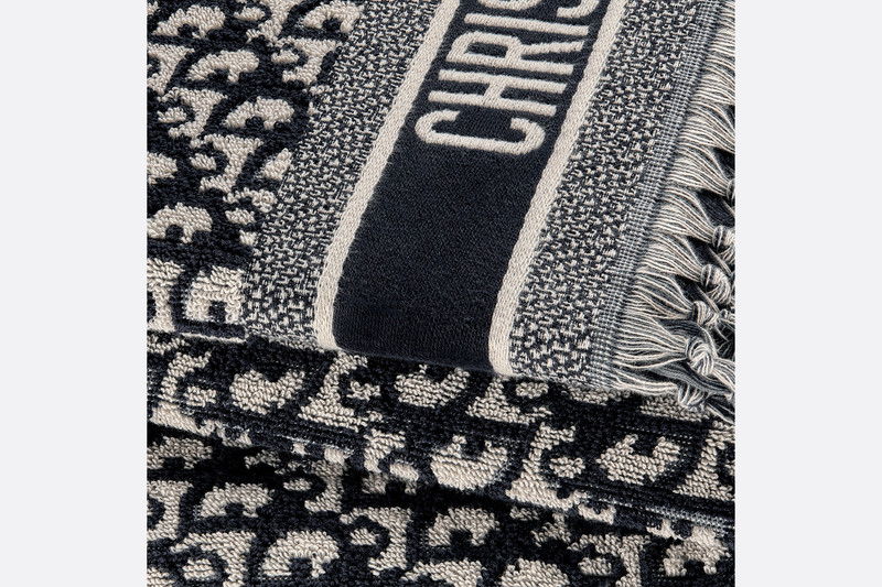 Dior Oblique Towel 4