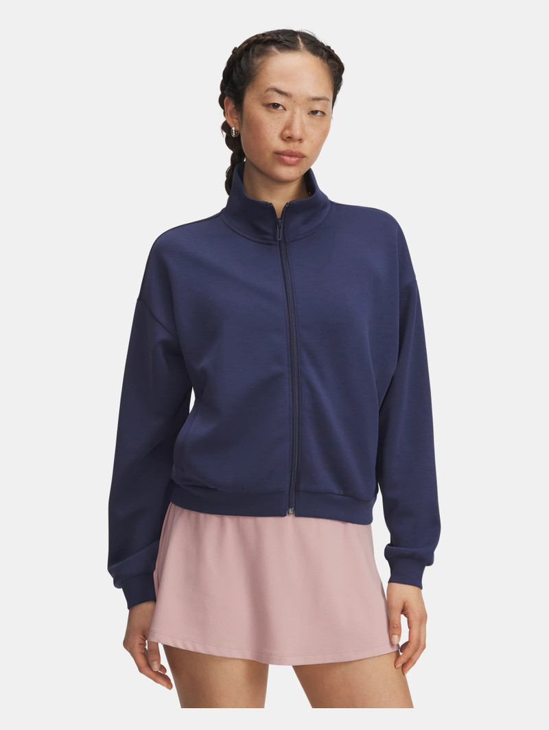 UA Meridian Lounge 1