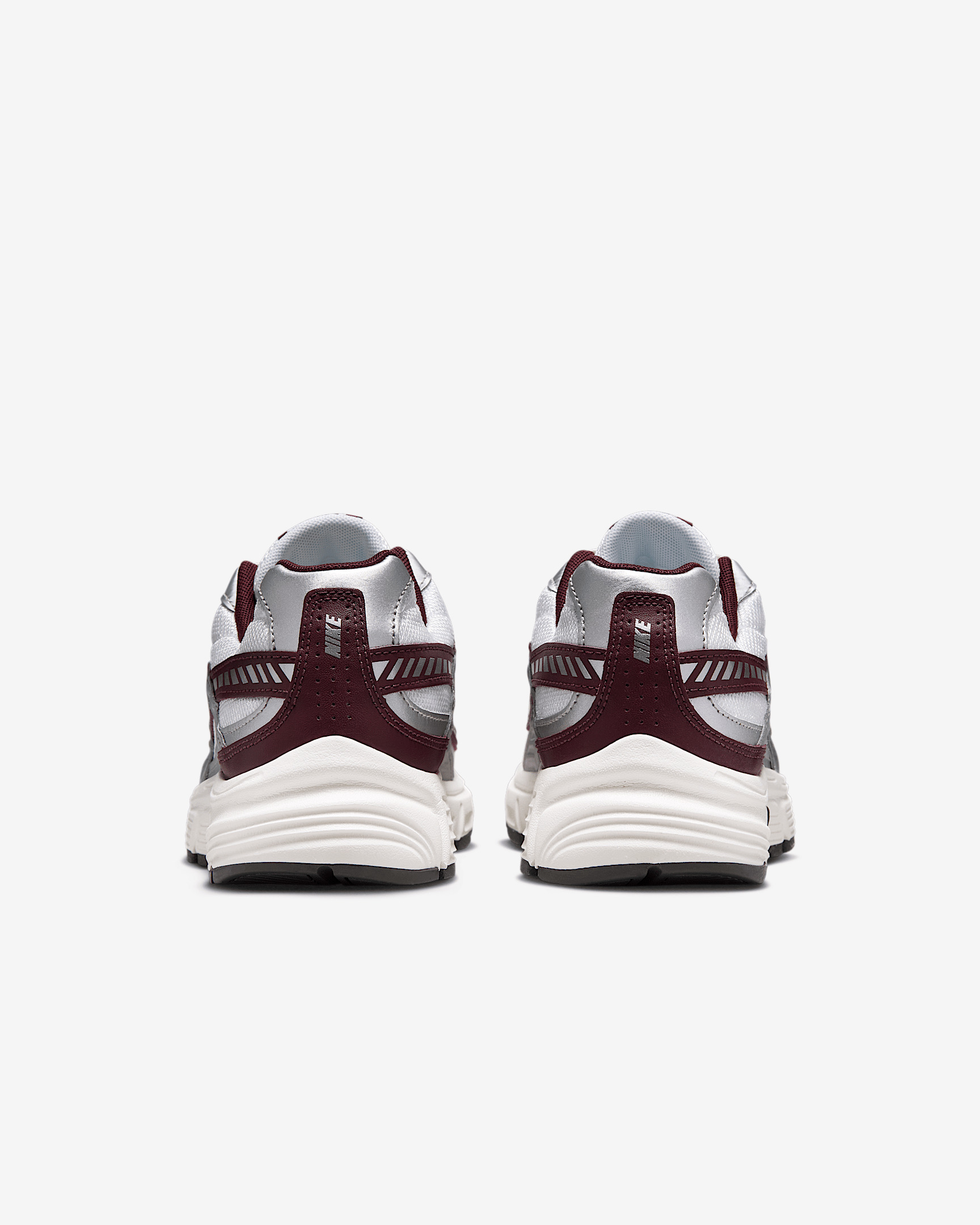 Nike Initiator Women's Shoes - 6