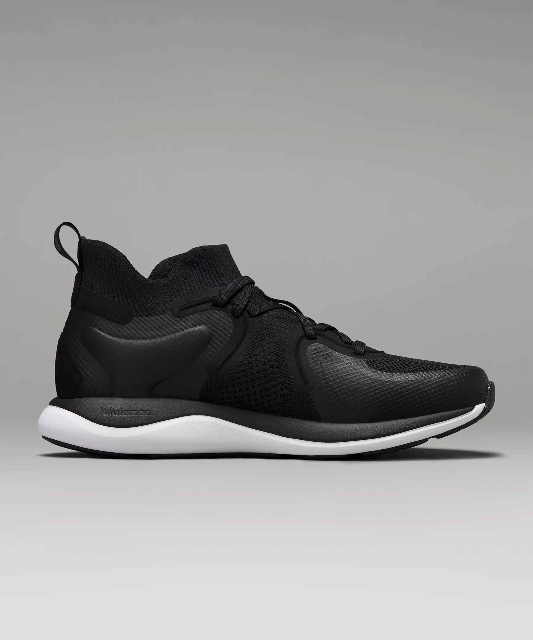 chargefeel 2 Mid Women's Workout Shoe - 6