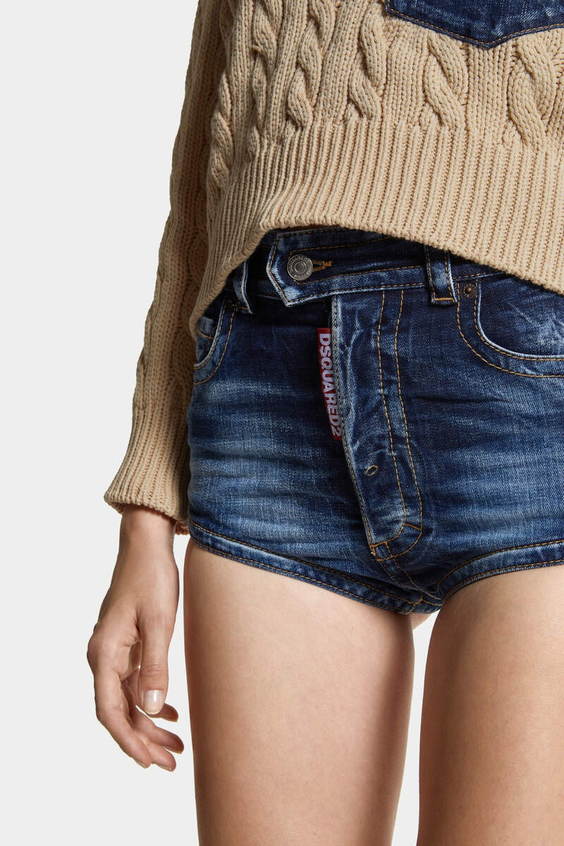 MEDIUM WASH HOT PANT 5