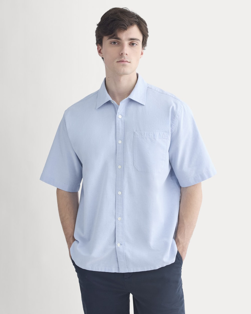 EVERLANE LIGHTWEIGHT SHORT-SLEEVE OXFORD outlook