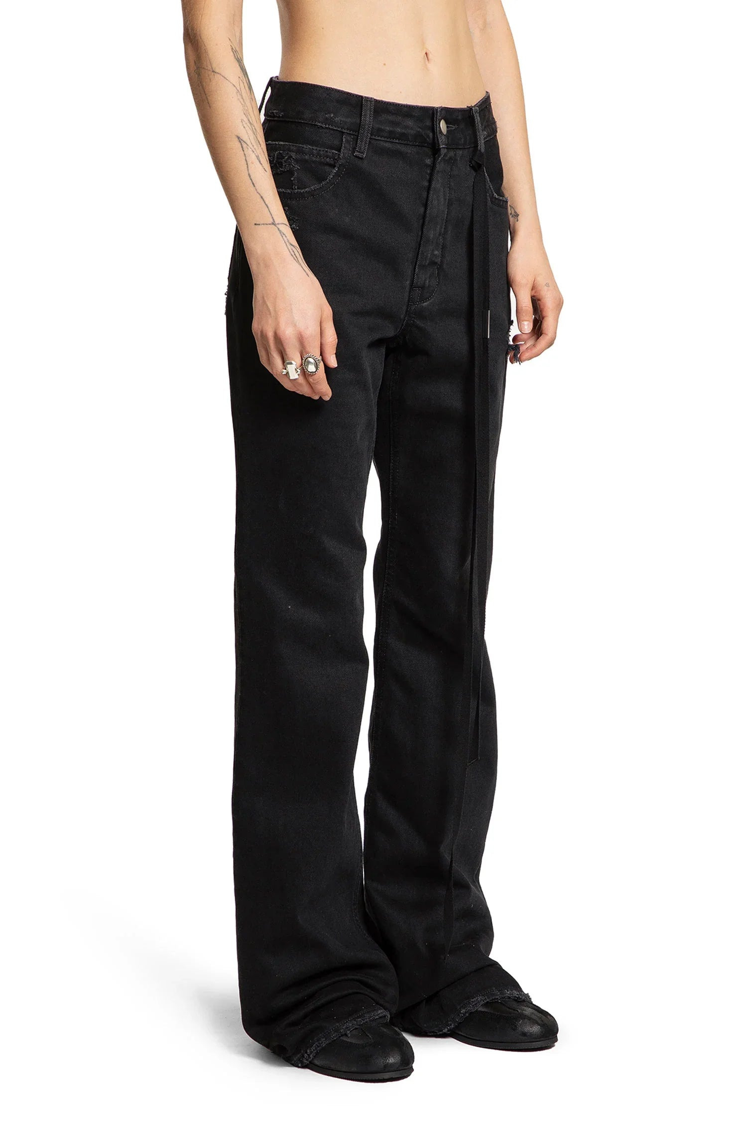 Hilaria-5-Pocket-Flared-Jeans - 2