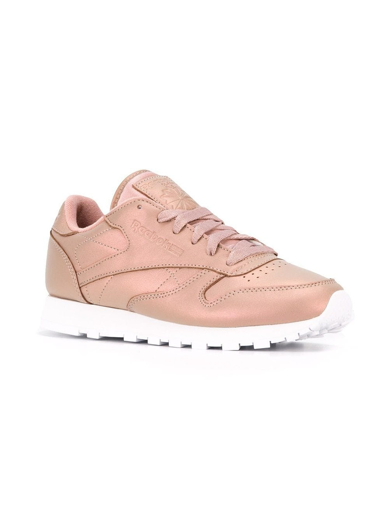 Reebok Classic leather pearlized sneakers outlook