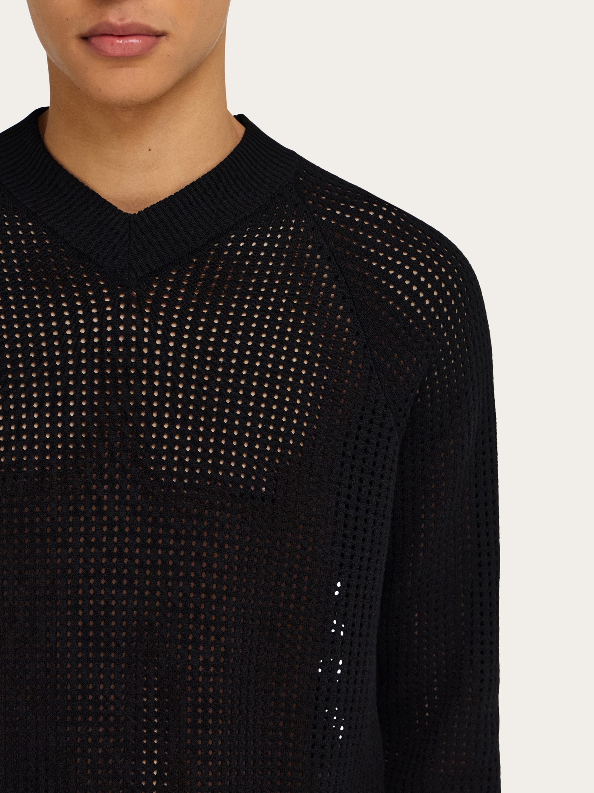 Open knit sweater - 4