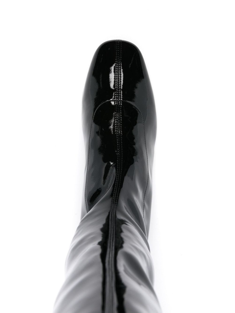 Galaxy boots 4