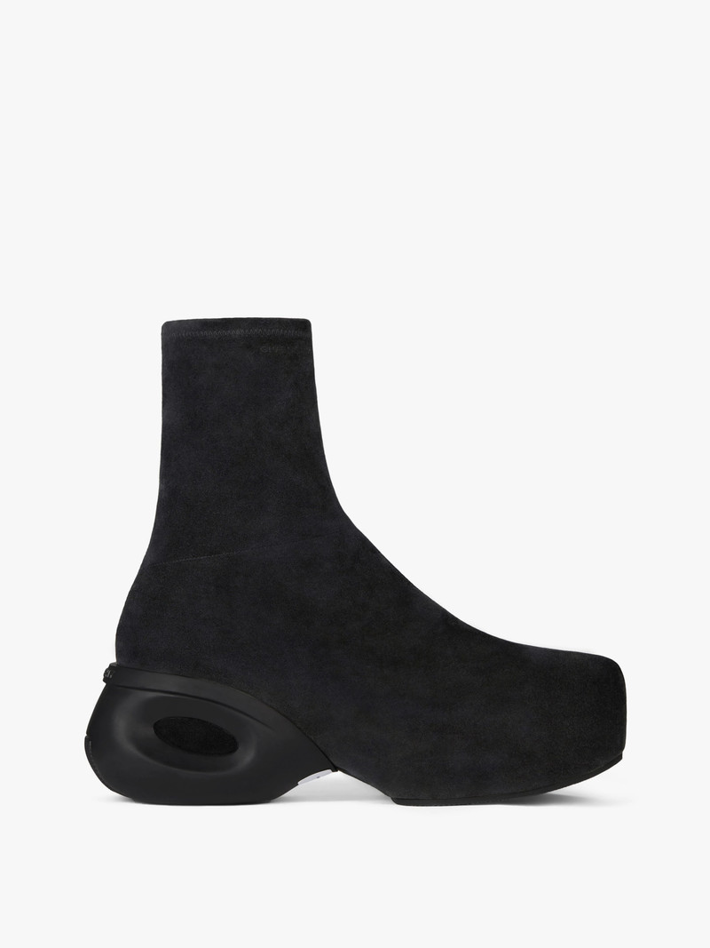 G CLOG ANKLE BOOTS IN SUEDE 1