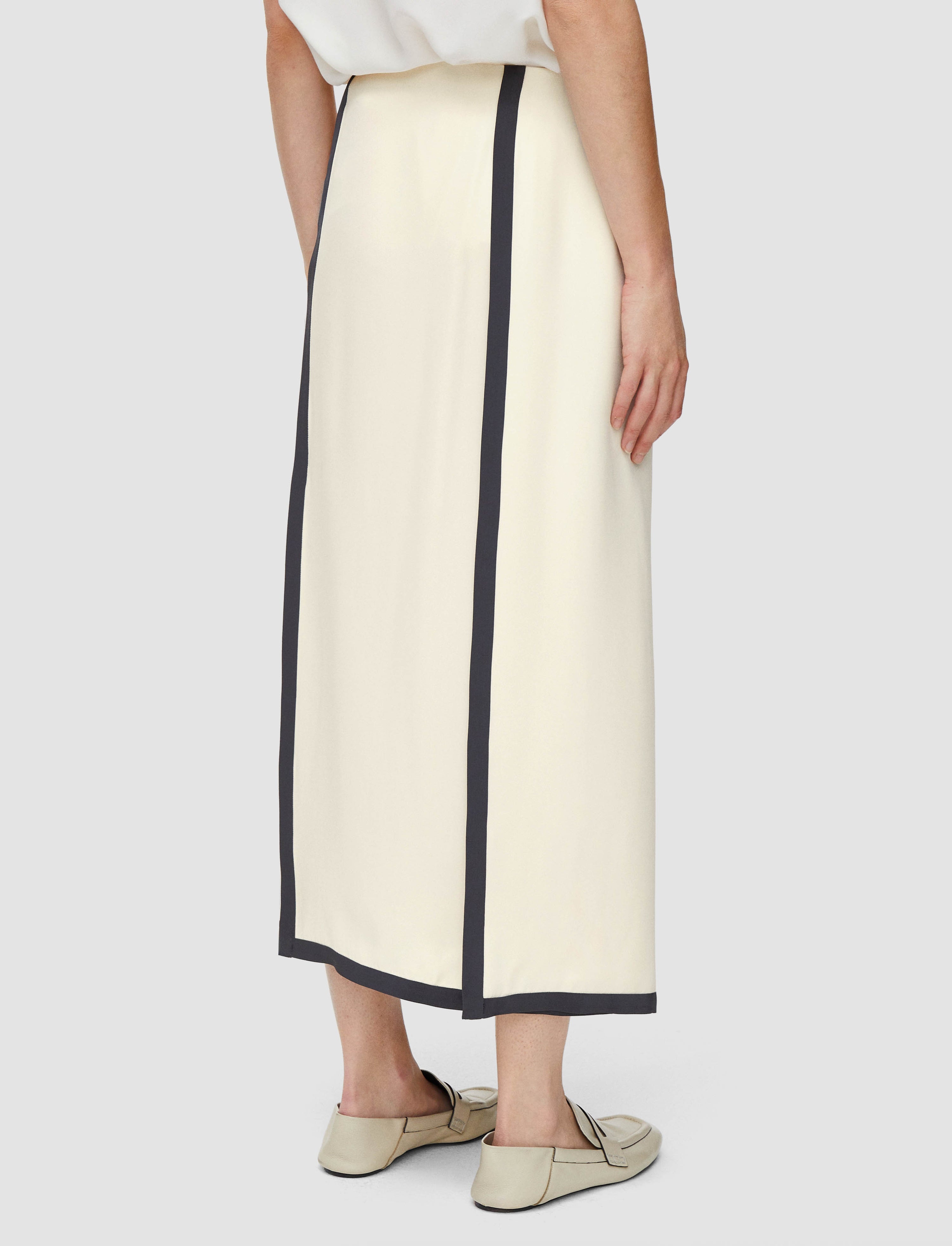 Heavy Silk Crepe Animation Iris Skirt - 3