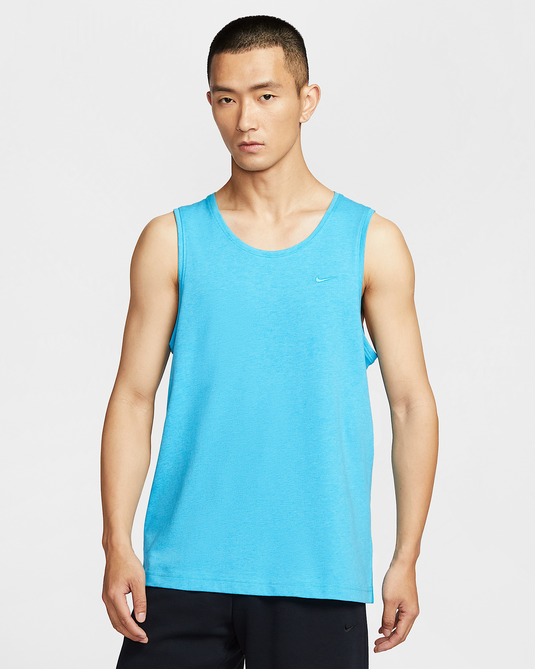 Nike Primary Men's Dri-FIT Versatile Tank - 1