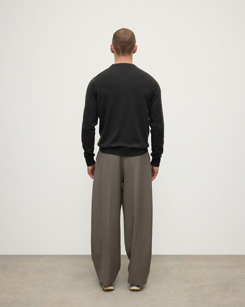 Classic Cashmere Grey V Neck Jumper 4