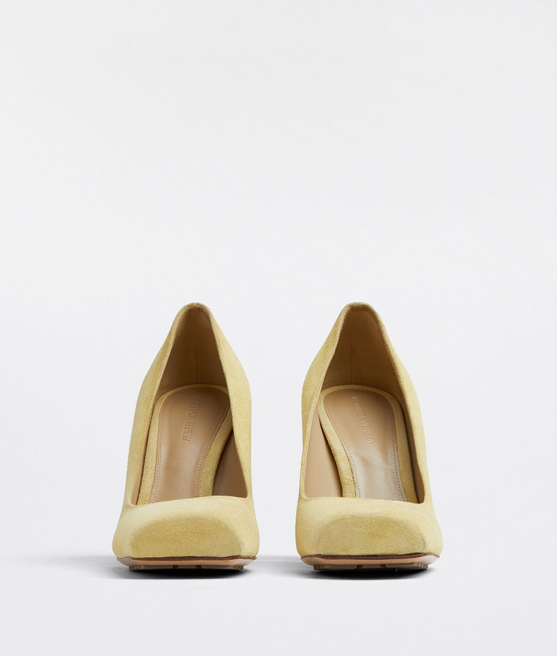 Bottega Veneta tower outlook