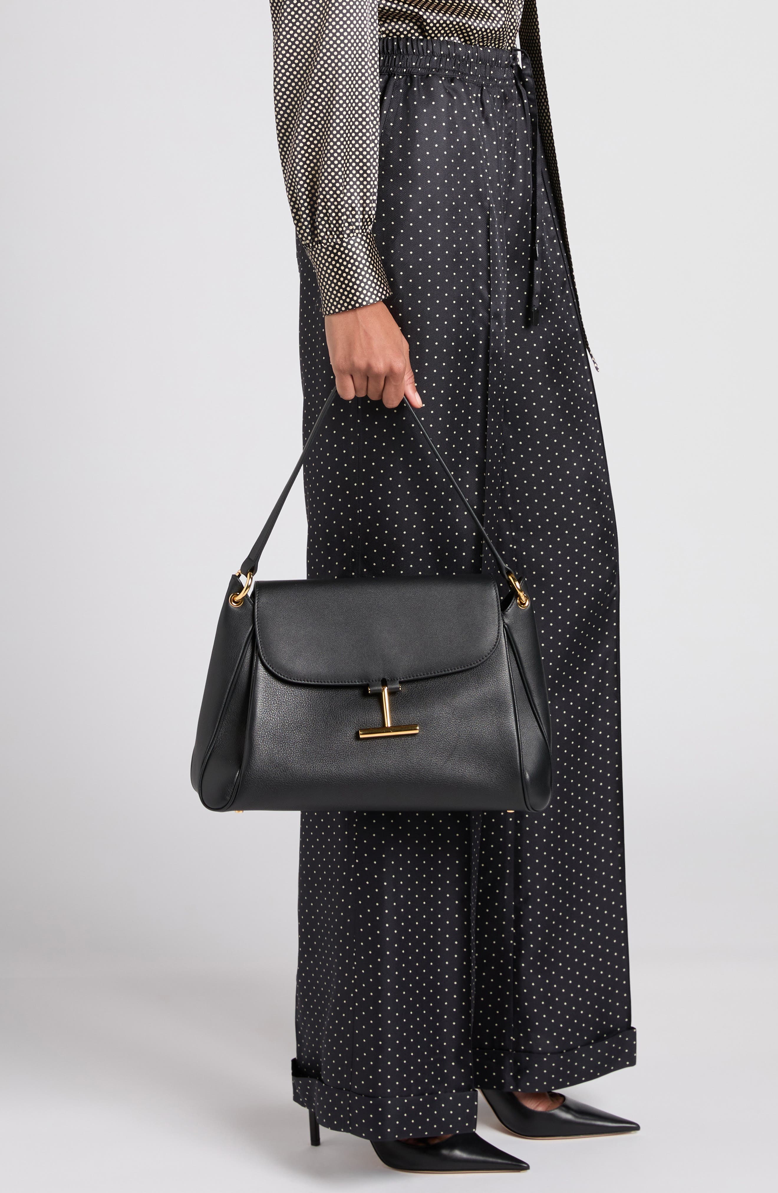 TOM FORD Medium Tara Leather Shoulder Bag in Black at Nordstrom - 2