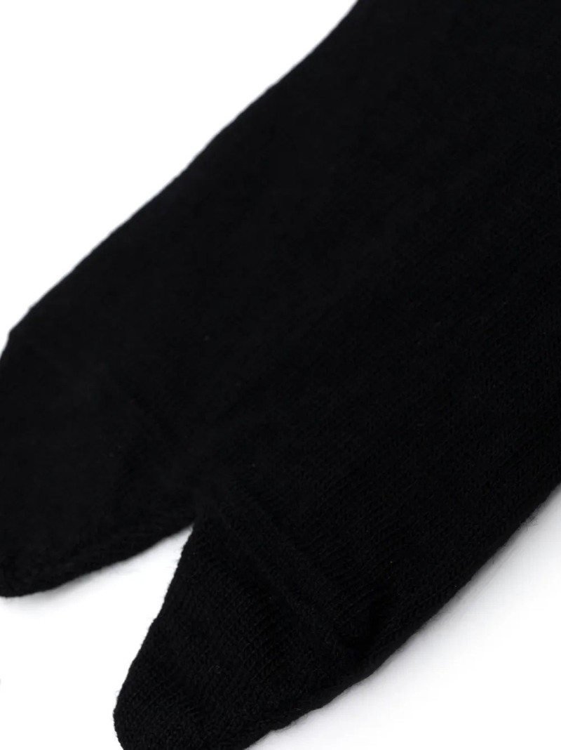 Maison Margiela MALE TABI SOCKS - BLACK outlook